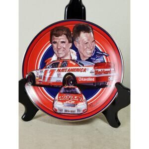Darrell Waltrip Reflections Of A Champ 6 1/2" Year 1997 Wall Decor Plate Vtg